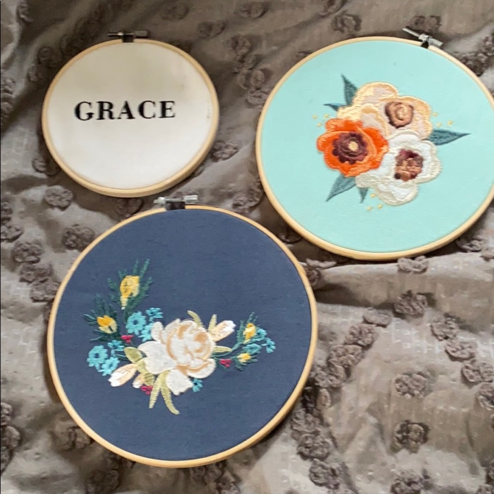 Floral wall decor